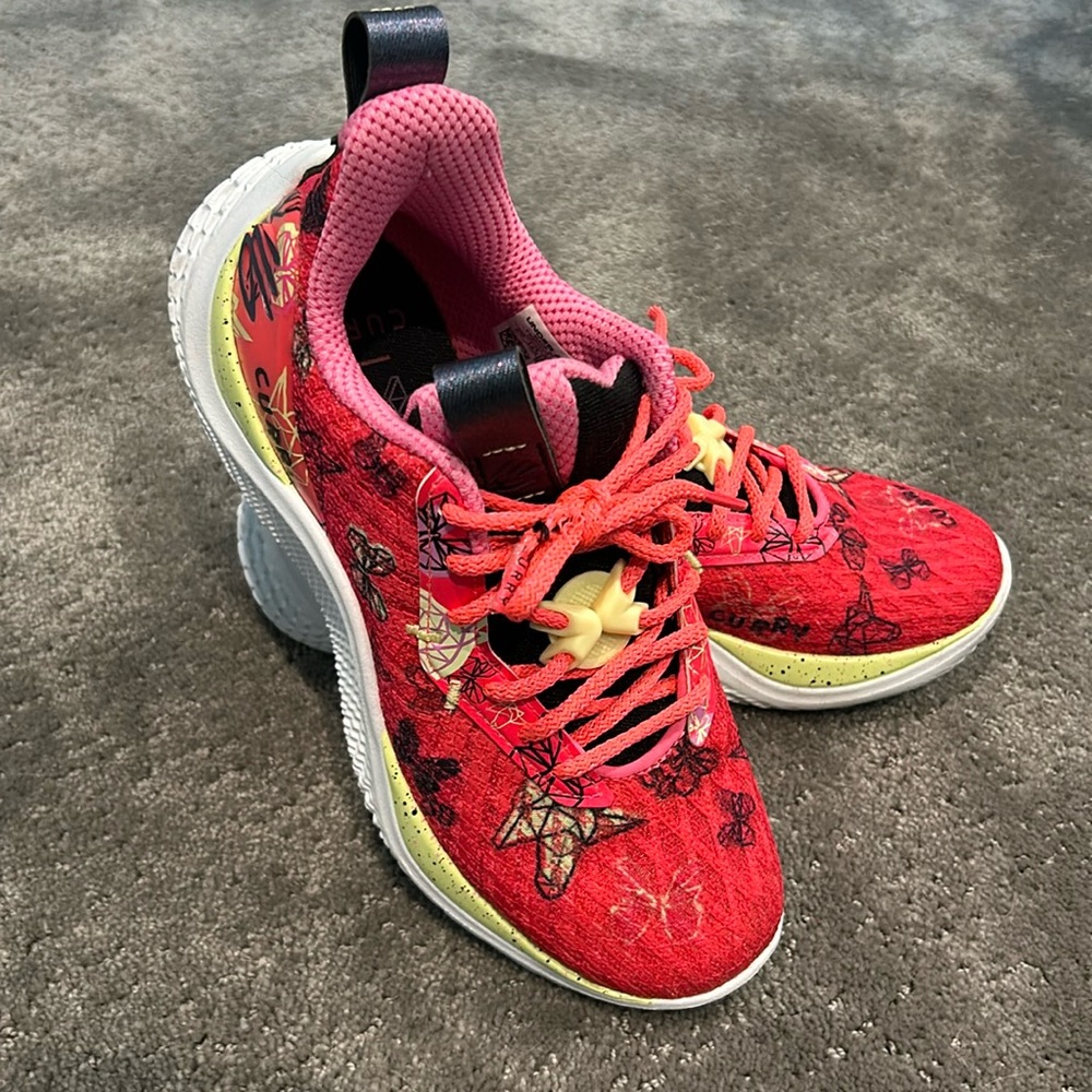Butterfly Steph Curry shoes.